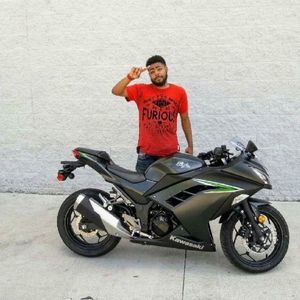 Meet your Posher, Eric